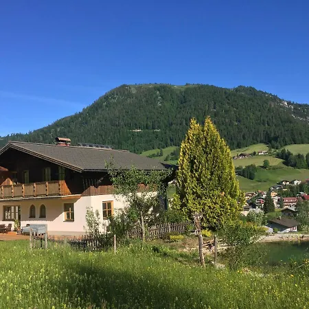 Schneckenhaus Dachstein West アパート *